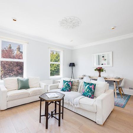 Welcomestay Colliers Wood Two Bed Apartment - Home Away From Home Лондон Екстериор снимка