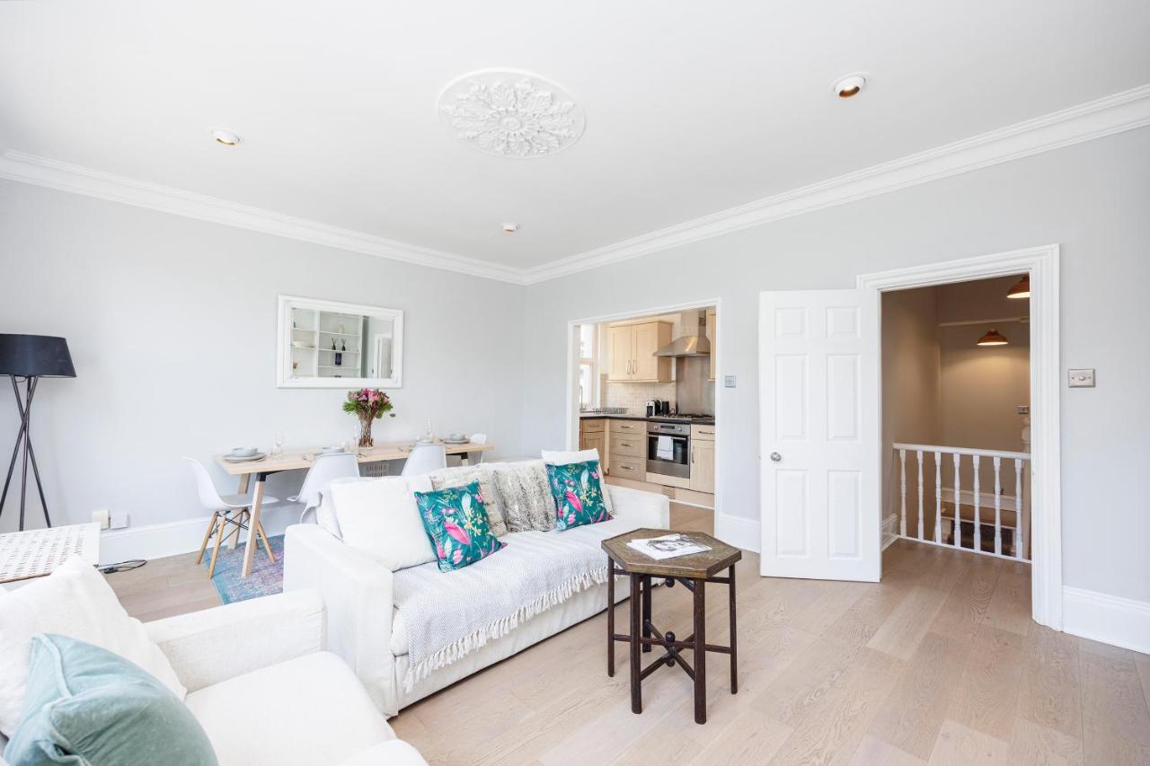 Welcomestay Colliers Wood Two Bed Apartment - Home Away From Home Лондон Екстериор снимка